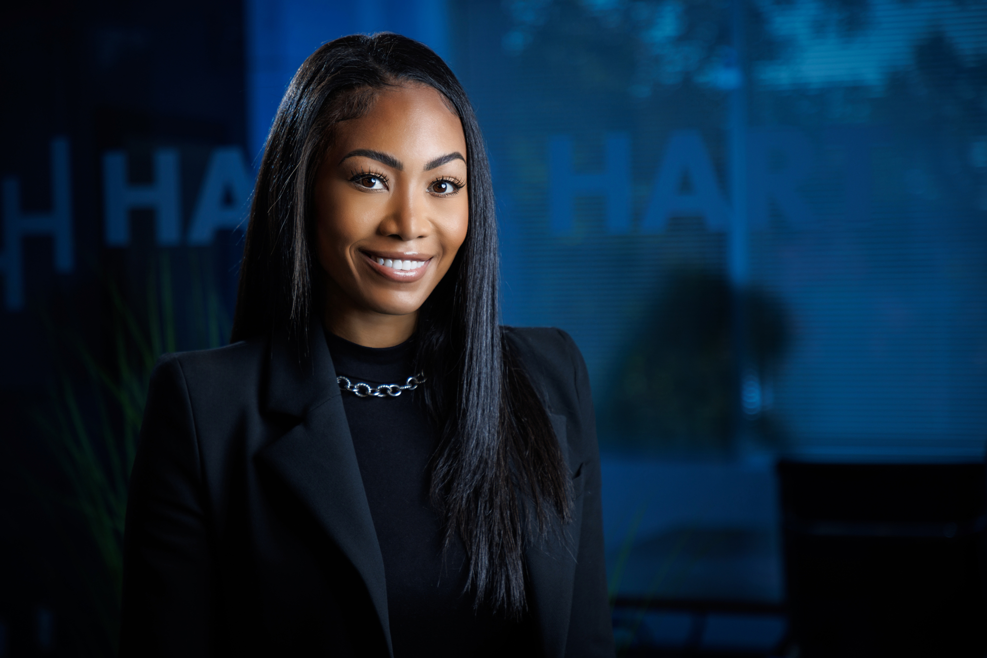 Lauren Travis Esq.